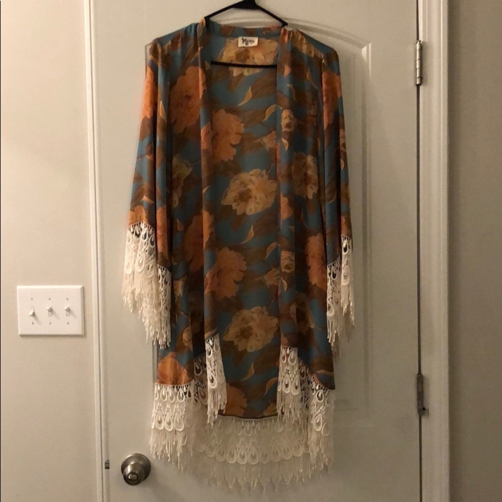 Show me your Mumu floral kimono